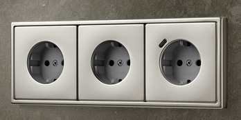 SCHUKO® Steckdosen mit USB bei Elektro-Zschiesche in Königswartha
